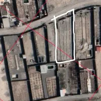 زمین سه طرف دیوار 1000 متری