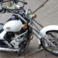 موتور آونجر ۲۲۰