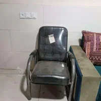 صندلی اداری سالم و میز بزرگ|مبلمان اداری|رودسر, |دیوار