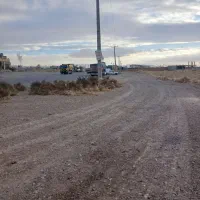 فروش یک قطعه زمین مسکونی ومغازه