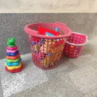 اسباب بازی|اسباب‌بازی بچه|صومعه‌سرا, |دیوار