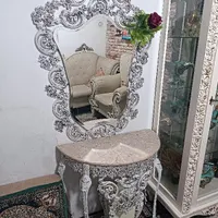 آینه شمعدان و میز