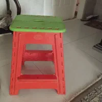 یک عدد صندلی تاشو مسافرتی