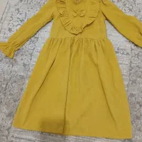 تعدادی لباس دخترانه|کفش و لباس بچه|رشت, پیرکلاچای|دیوار