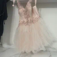 لباس مجلسی|لباس|ری, شهرک نظامی|دیوار