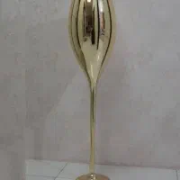 گلدان طلایی