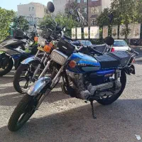 موتور ۱۲۵ پرواز