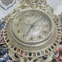 ساعت دیواری قدیمی