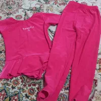 یه عدد مانتو و دو عدد لباس مجلسی و لباس ژیمناستیک|لباس|مشکیندشت, |دیوار