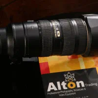 Nikon AF-S 70-200 f/2.8 G VR II لنز تله
