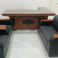 میز مدیریت و مبل