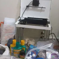 آکواریوم با تمام وسایل