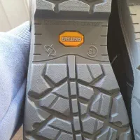 کفش کار  و ایمنی با جلو پنجه فلزی سایز ۴۳|کیف، کفش، کمربند|سبزوار, ولیعصر (نجار آباد)|دیوار