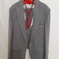 کت وشلوار پسرانه در حد نو