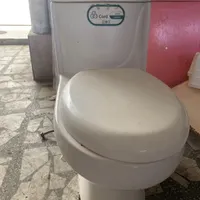 توالت فرنگی سالم سالم