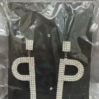 گوشواره حروف پی نگینی رنگ ثابت|بدلیجات|کرج, شاهینویلا|دیوار