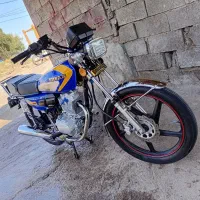 موتور ۲۰۰چهار ماه کار صفر