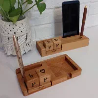 تقویم چوبی رومیزی