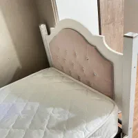 تخت خواب یک نفره با تشک|تخت و سرویس خواب|هشتگرد, شهرک ولیعصر (مصلی)|دیوار