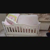 تخت خواب بچه از نوزادی تا پنج سال