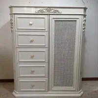 تخت و کمد کودک