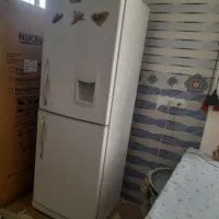 یخچال یخساران تمیز