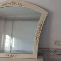 آینه کنسول کاملا سالم وتمیز در حد|بوفه، ویترین، کنسول|زنجان, |دیوار