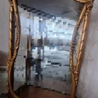 ویترین طلایی منبت در حد نو