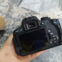 دوربین کنان 700D
