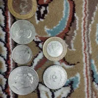 سکه|کلکسیون سکه، تمبر، اسکناس|میانه, |دیوار