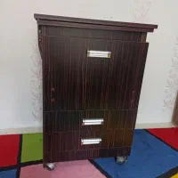 میز چرخ خیاطی