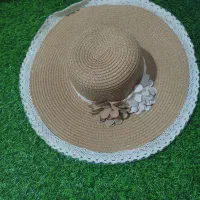 کلاه ساحلی بزرگ