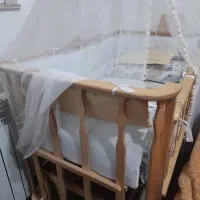 تخت کنار مادر|تخت و سرویس خواب|رشت, گلسار|دیوار