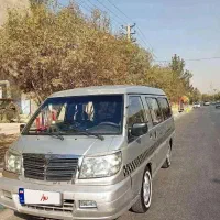 ون تاکسی دلیکا ۲۰۰۰