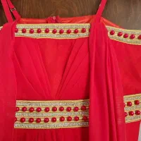 چند دست لباس مجلسی  سایز ۴۶ .۴۸