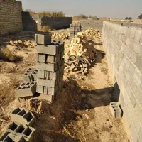 زمین چاردیواری مناسب باغچه