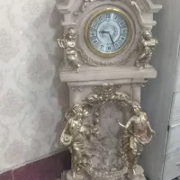 ساعت ایستاده