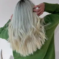 دستیار حرفه ای رنگ و لایت پاره وقت