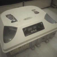 دستگاه جوجه کشی