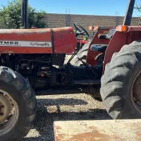 تراکتورمدل۸۳جفت