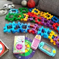 اسباب بازی و لباس کودک|اسباب‌بازی بچه|تهران, ارامنه|دیوار