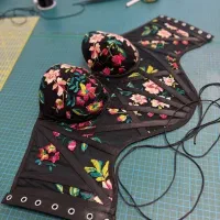 آموزش خیاطی طراحی و تزیینات لباس ، پذیرش هنرجو