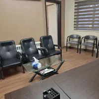 فروش اداری ۸۴ متری  بر اصلی  معلم