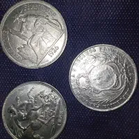 سکه آمریکایی و خارجی