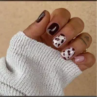 کاشت و ترمیم ناخن با کمترین قیمت و بهترین کیفیت