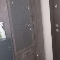 جاکفشی کمد دار کاملا سالم