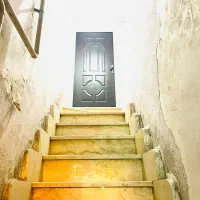 70متری-مسکونی-روبروی-مبل-گلچین