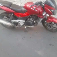 پالس قرمز ۲۰۰