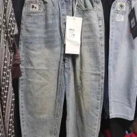 تعدادی شلوارجین