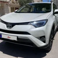 تویوتا راو فور ۲۰۱۷ در حد صفر